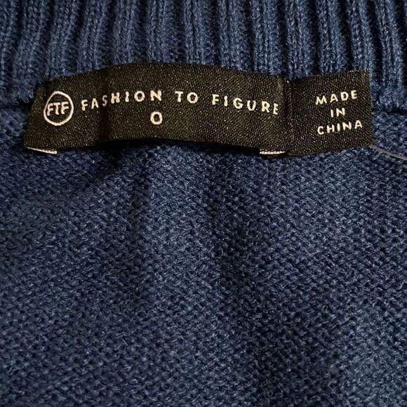 FTF Off-Shoulder Button Detail Sweater - Picture 11 of 12